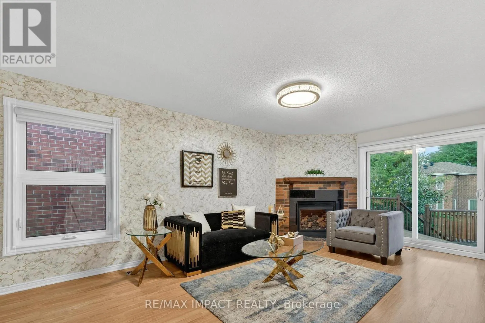 4086 ROSSLAND CRESCENT