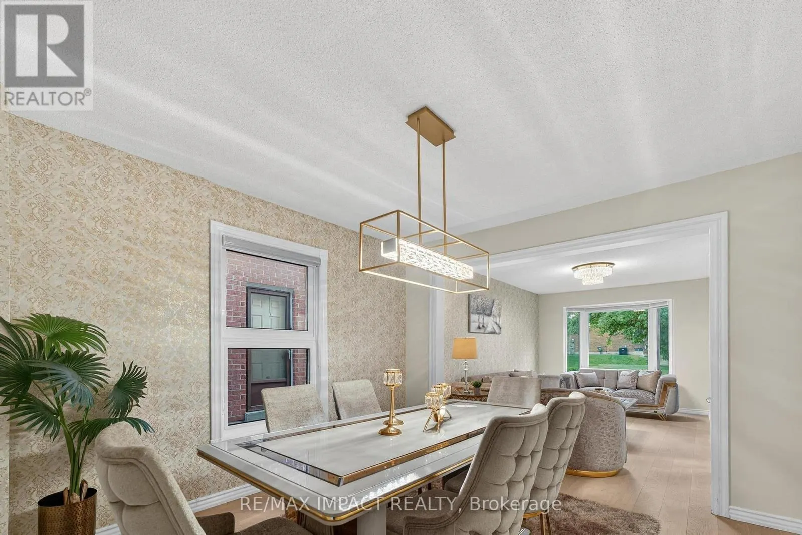 4086 ROSSLAND CRESCENT