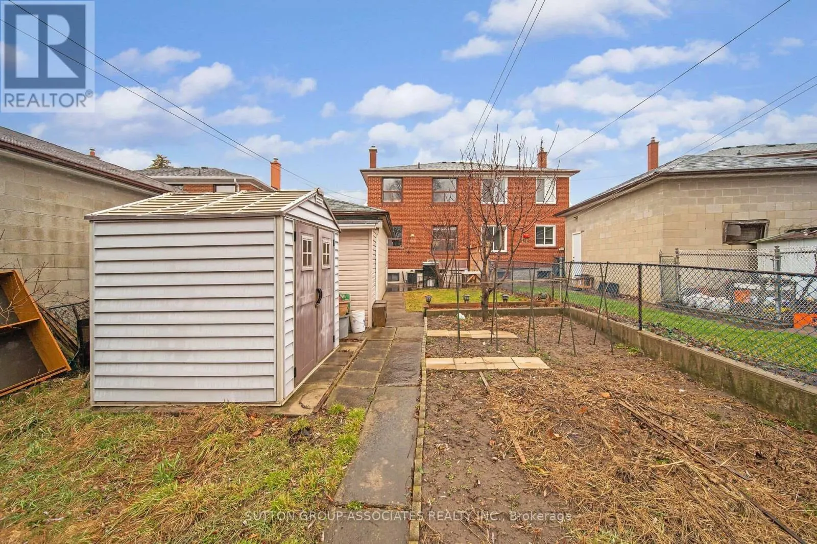 139 GILTSPUR DRIVE