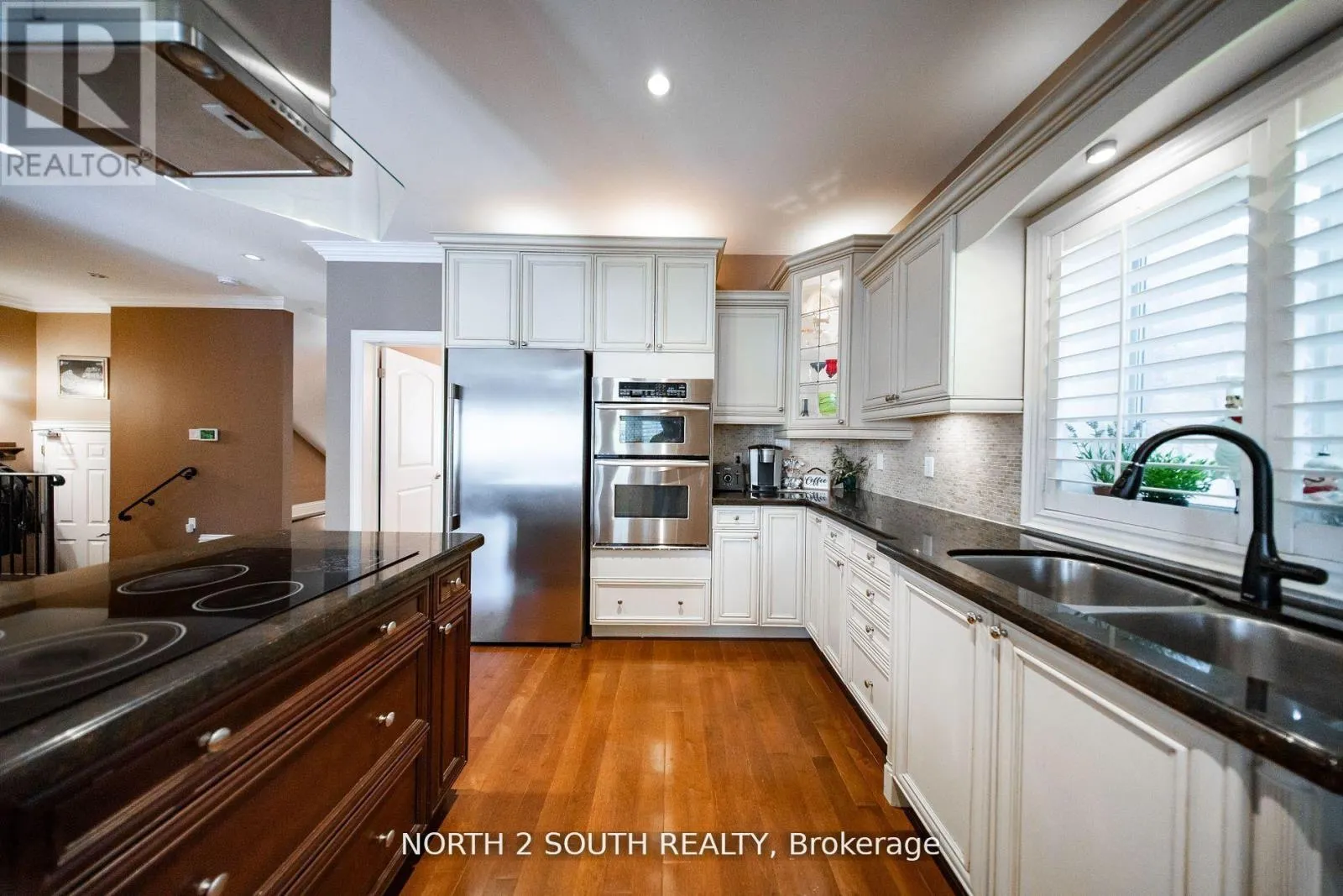339 BURNHAMTHORPE ROAD
