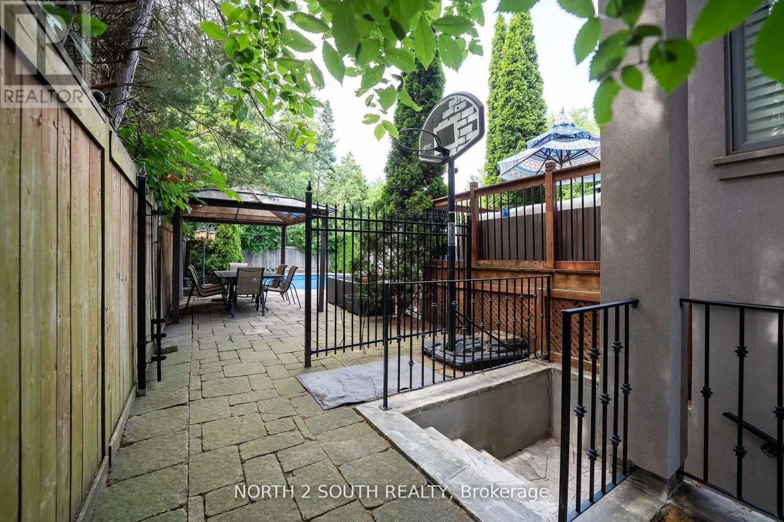 339 BURNHAMTHORPE ROAD