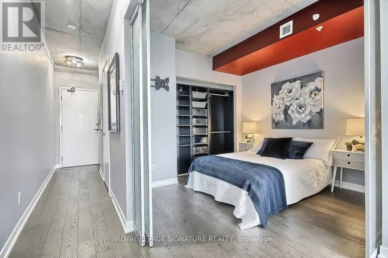 409 - 530 INDIAN GROVE