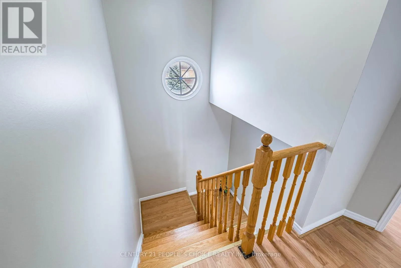 22 DOMENICO CRESCENT