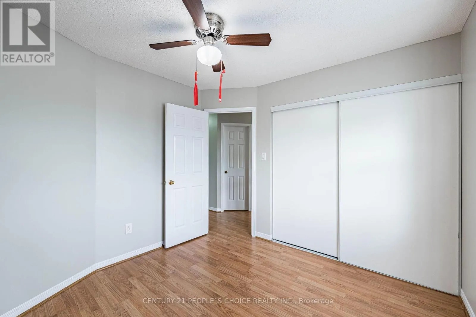 22 DOMENICO CRESCENT