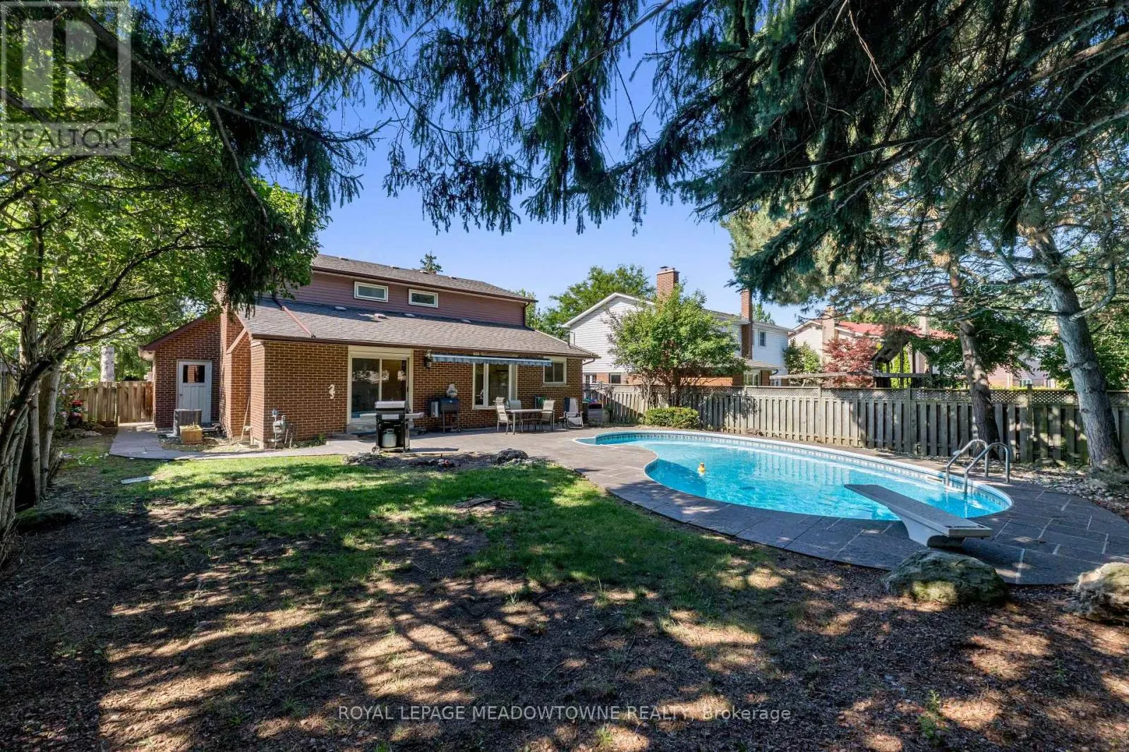 1628 WOODEDEN DRIVE