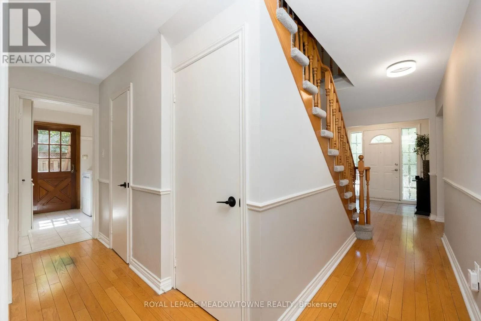 1628 WOODEDEN DRIVE