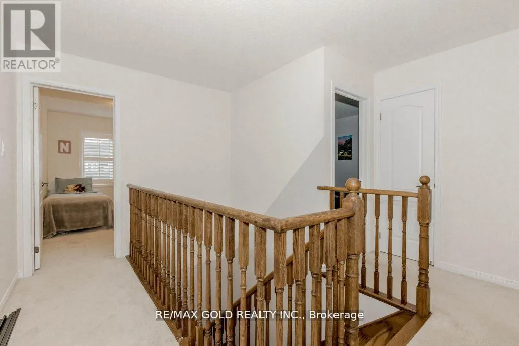 475 QUEEN MARY DRIVE