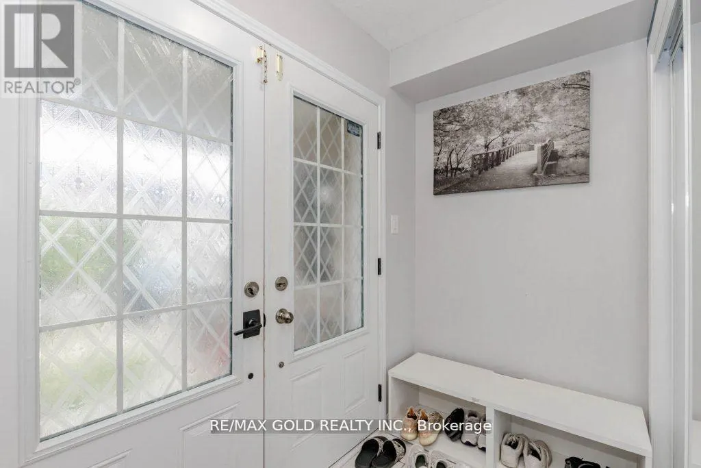 475 QUEEN MARY DRIVE