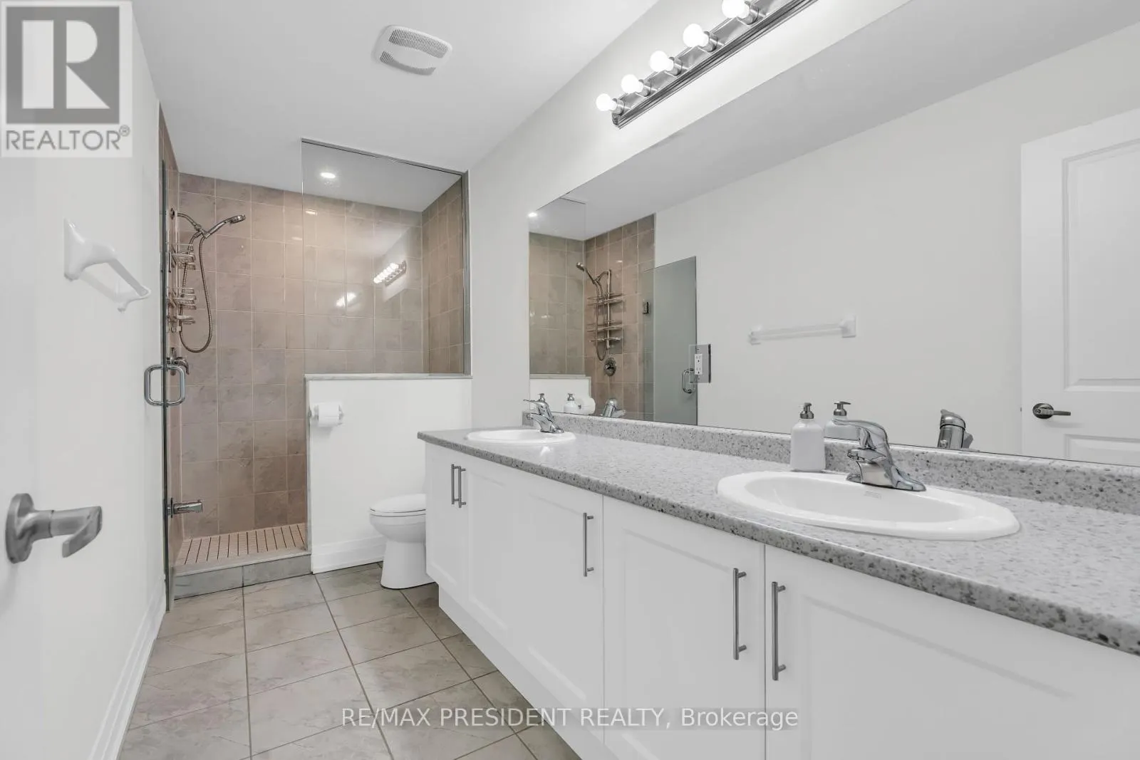 40 DALBEATTIE DRIVE