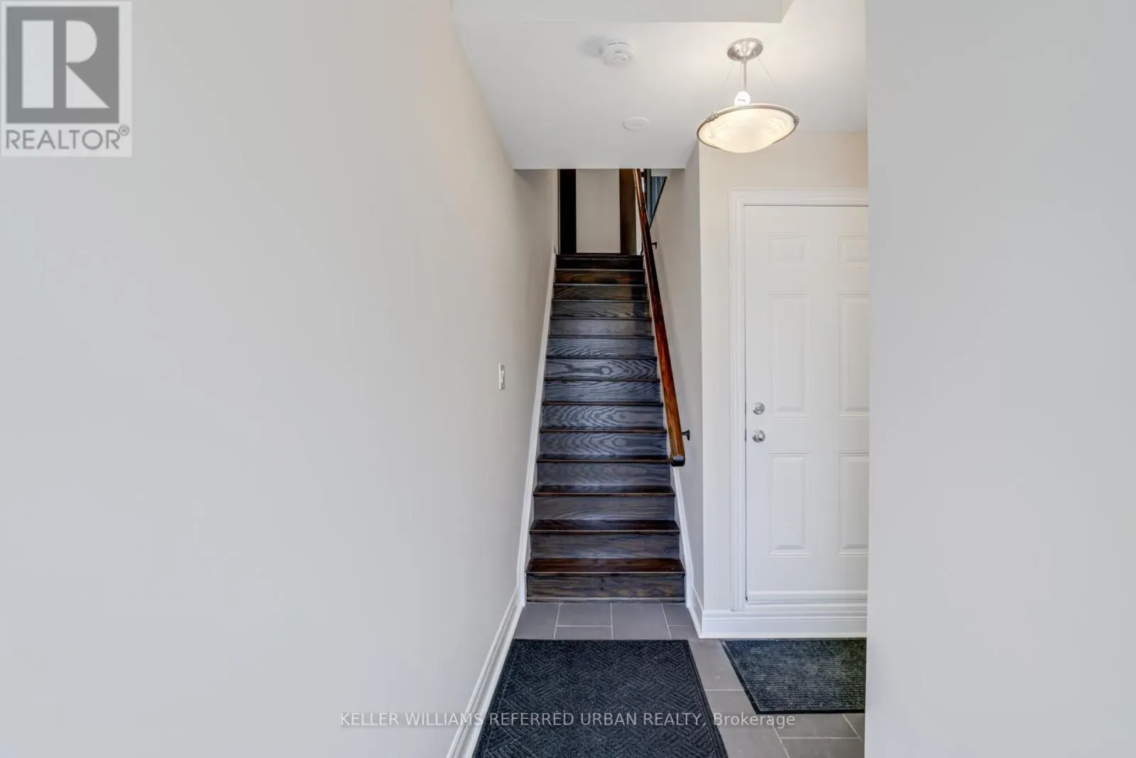 270A BERING AVENUE