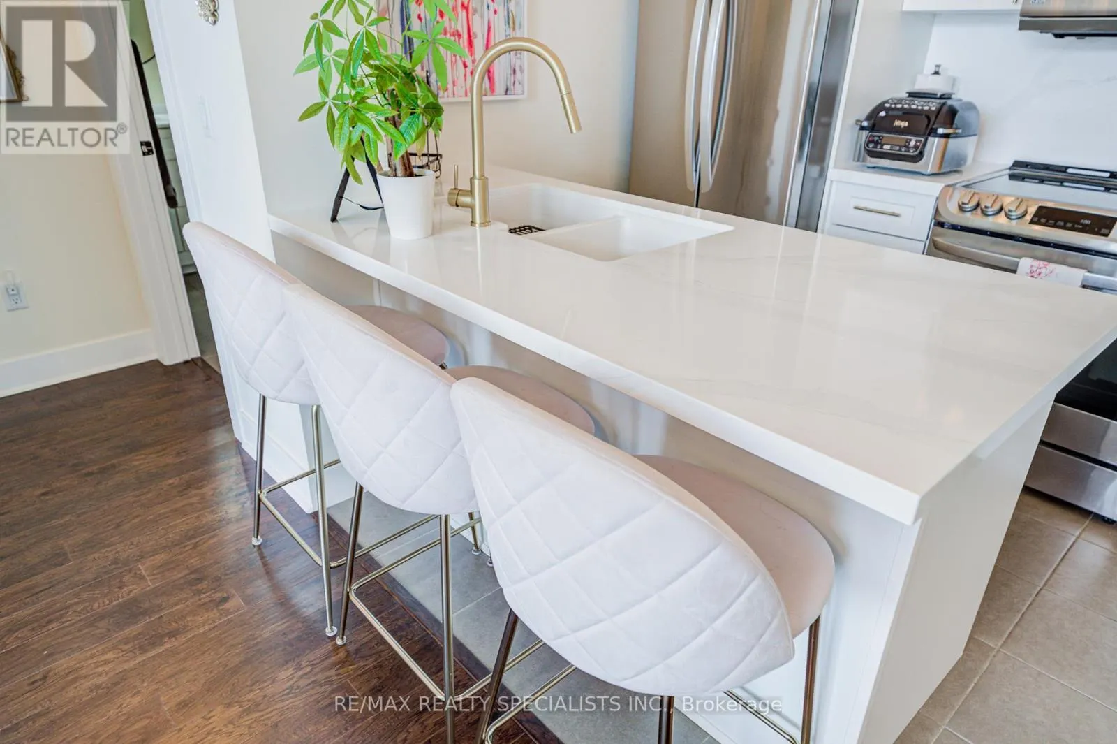 822 - 2486 OLD BRONTE ROAD