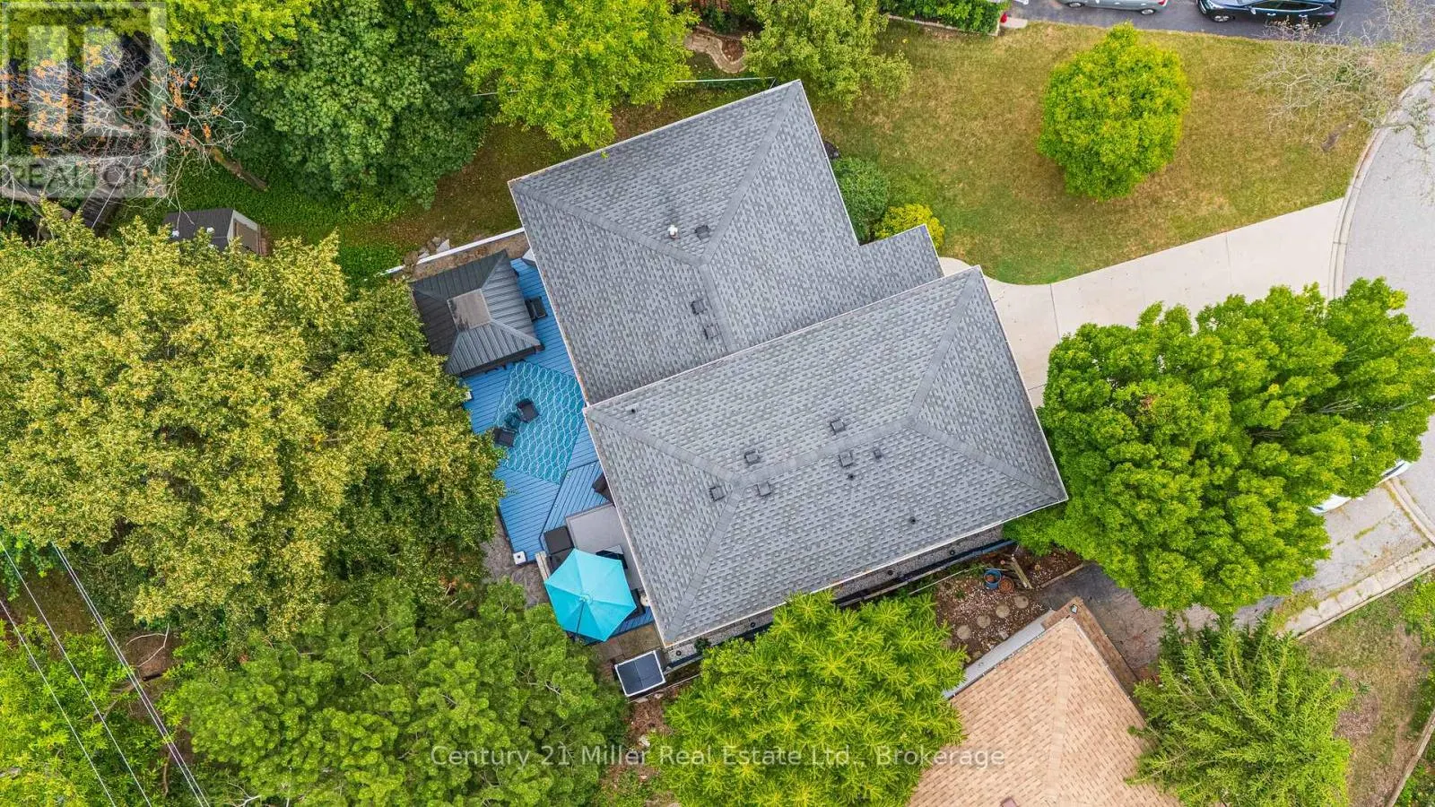 1381 CHRISTINA COURT