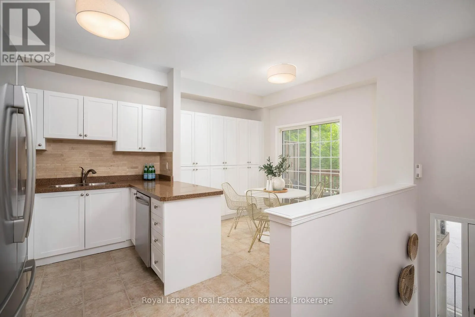 32 - 1130 CAWTHRA ROAD