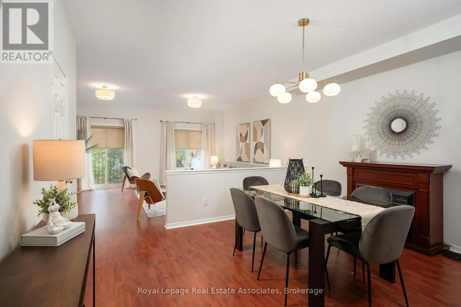 32 - 1130 CAWTHRA ROAD