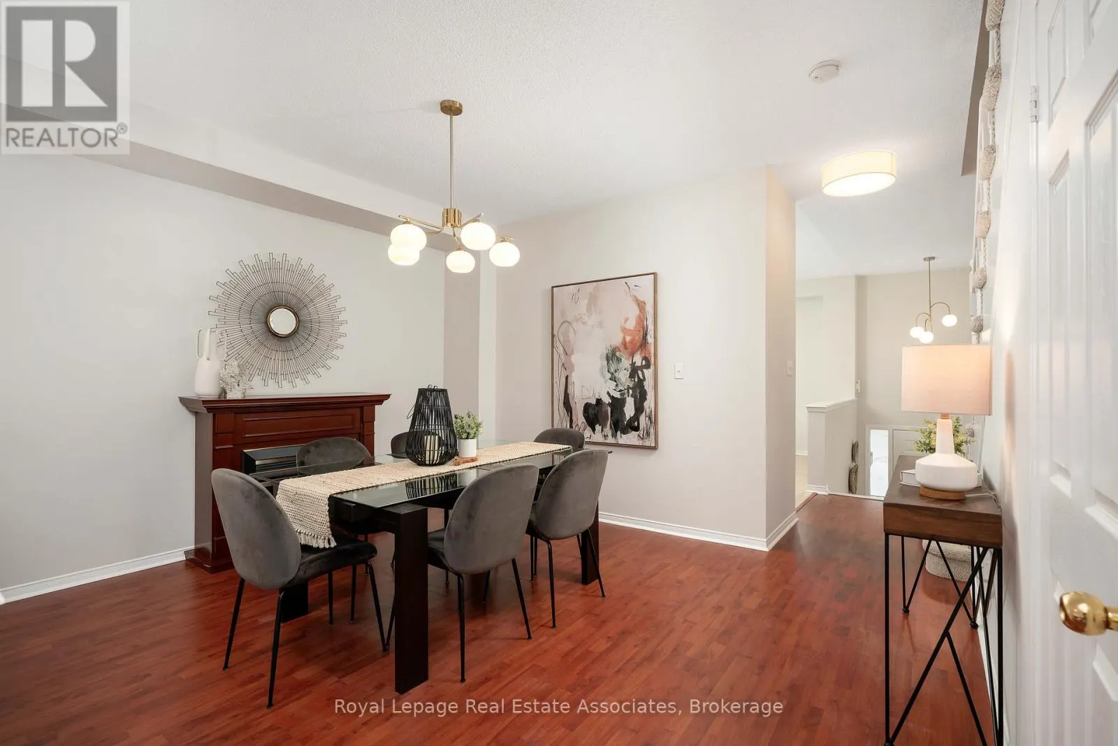 32 - 1130 CAWTHRA ROAD