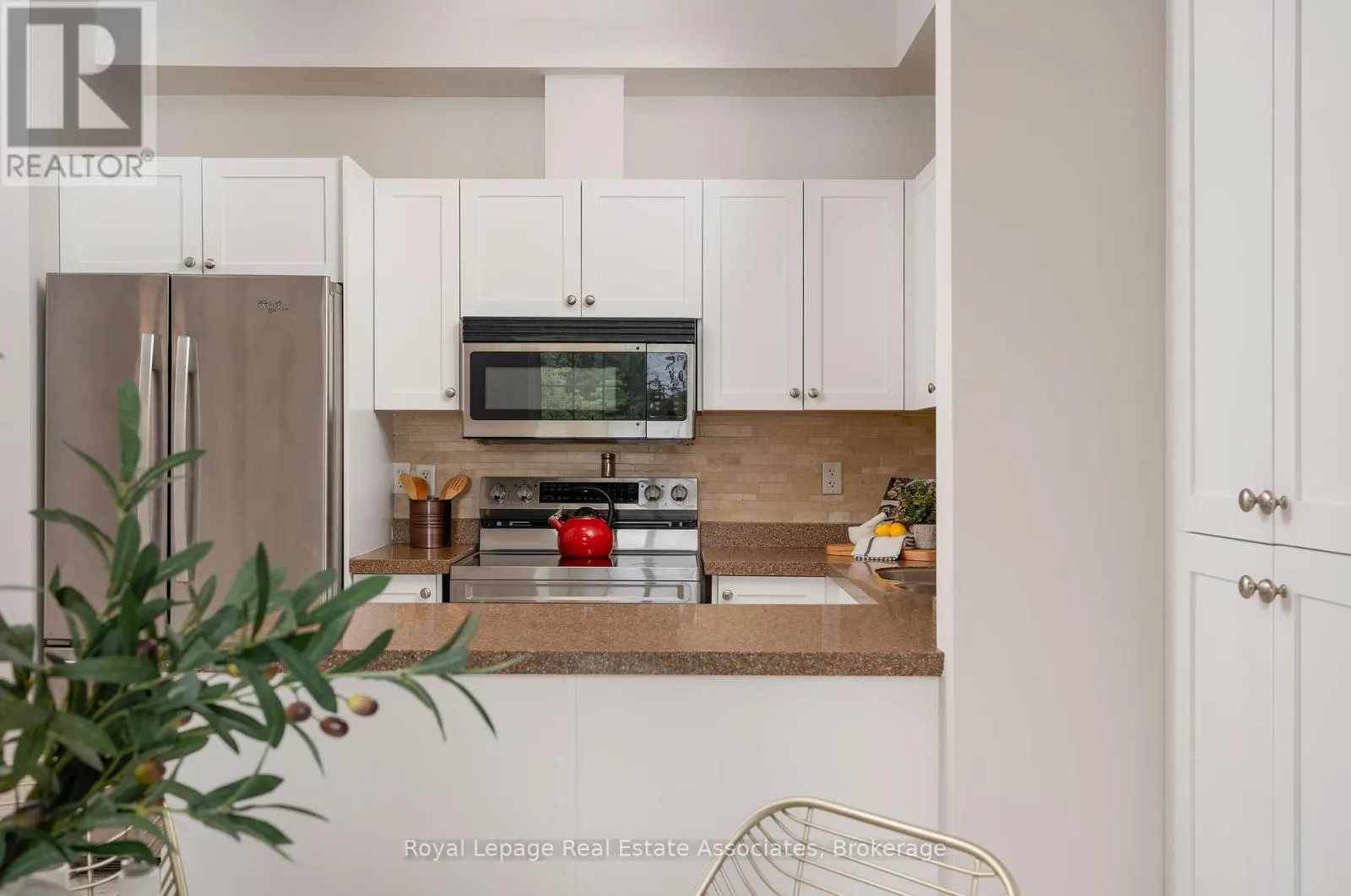32 - 1130 CAWTHRA ROAD