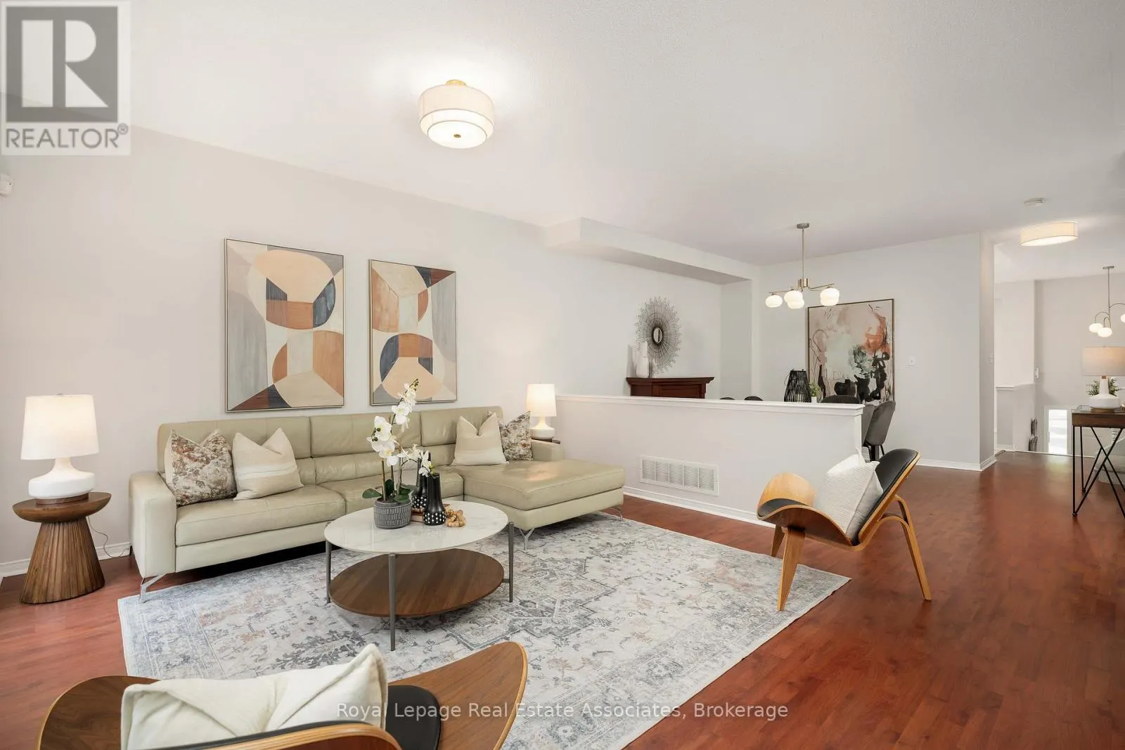 32 - 1130 CAWTHRA ROAD