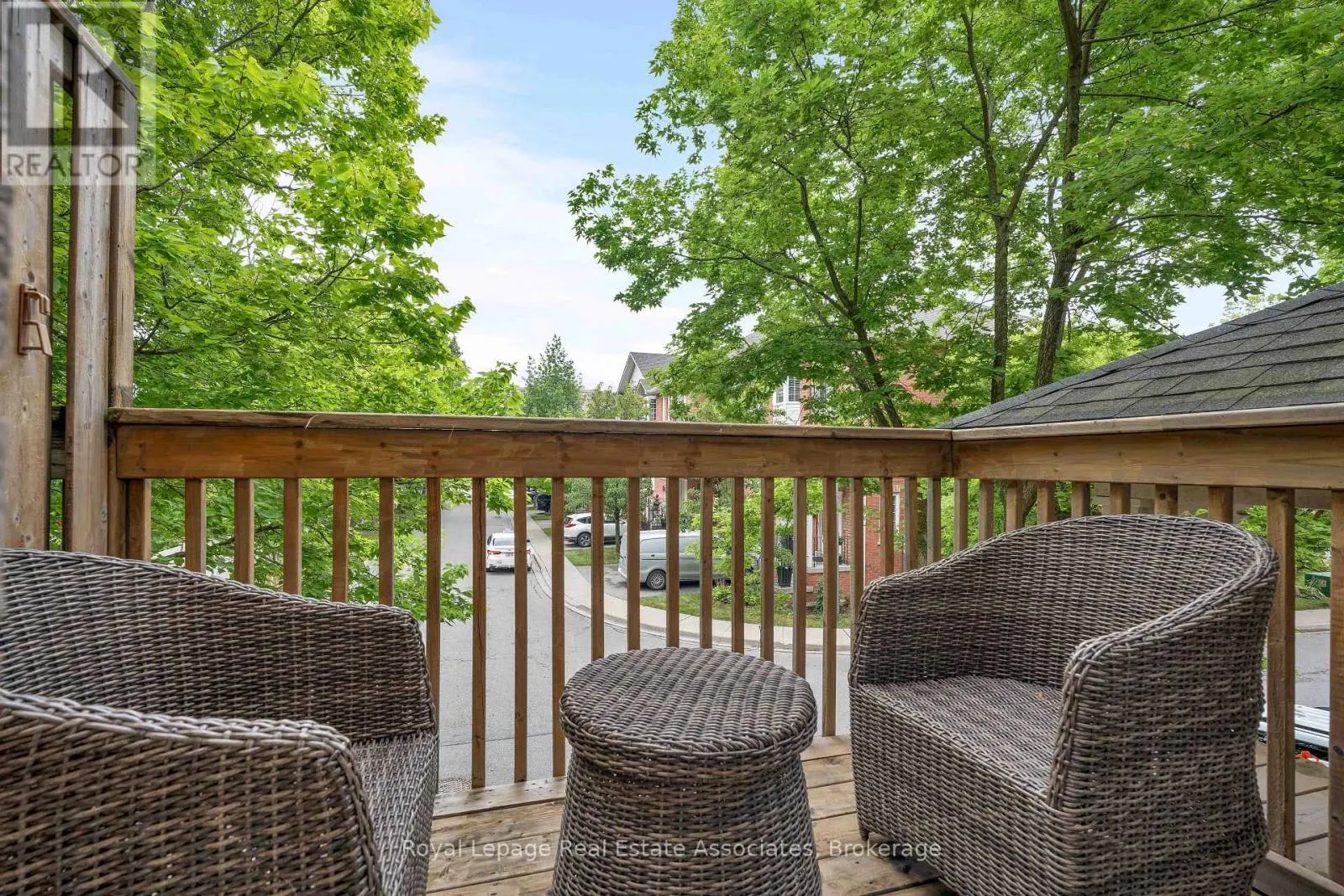 32 - 1130 CAWTHRA ROAD