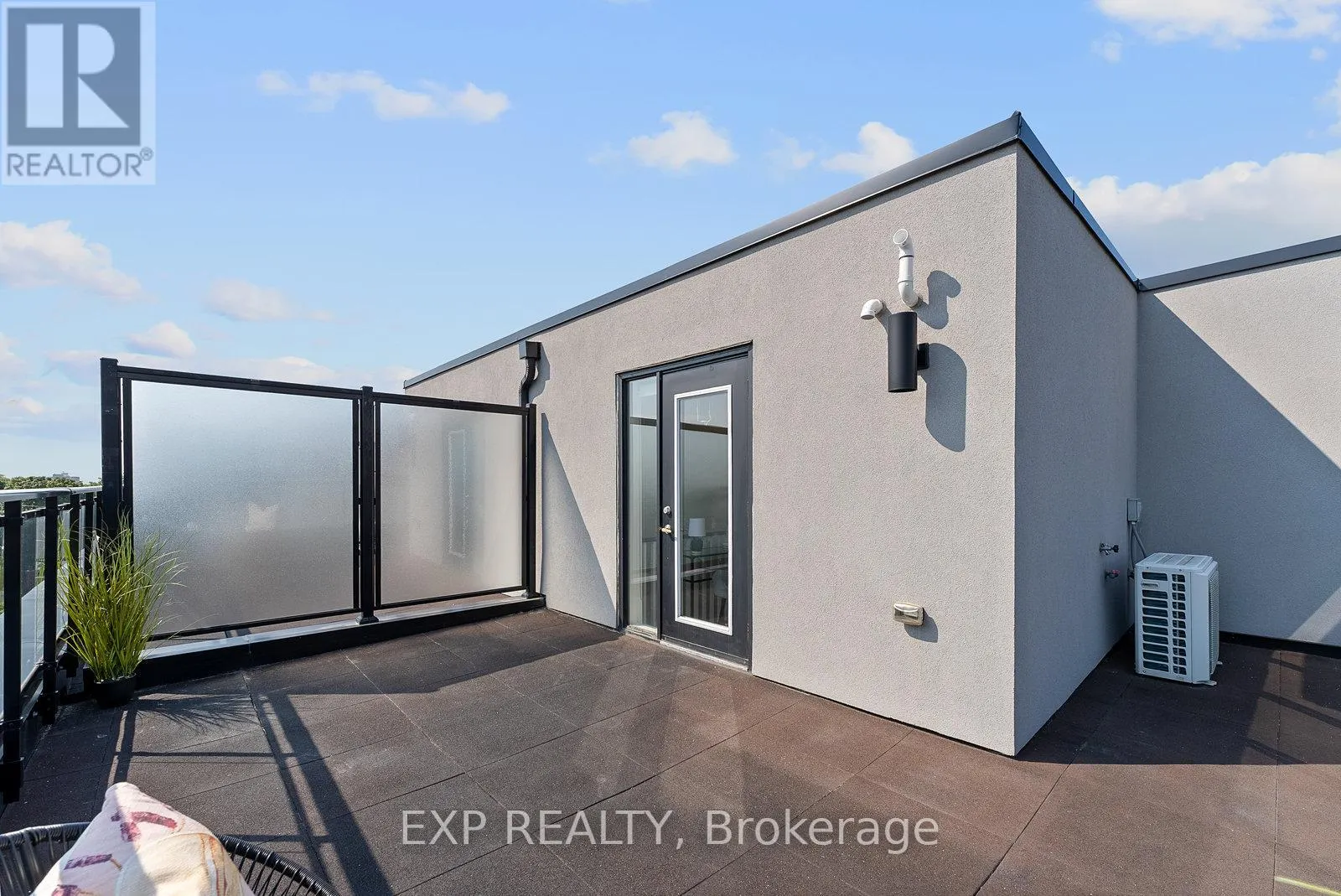 312 - 1110 BRIAR HILL AVENUE