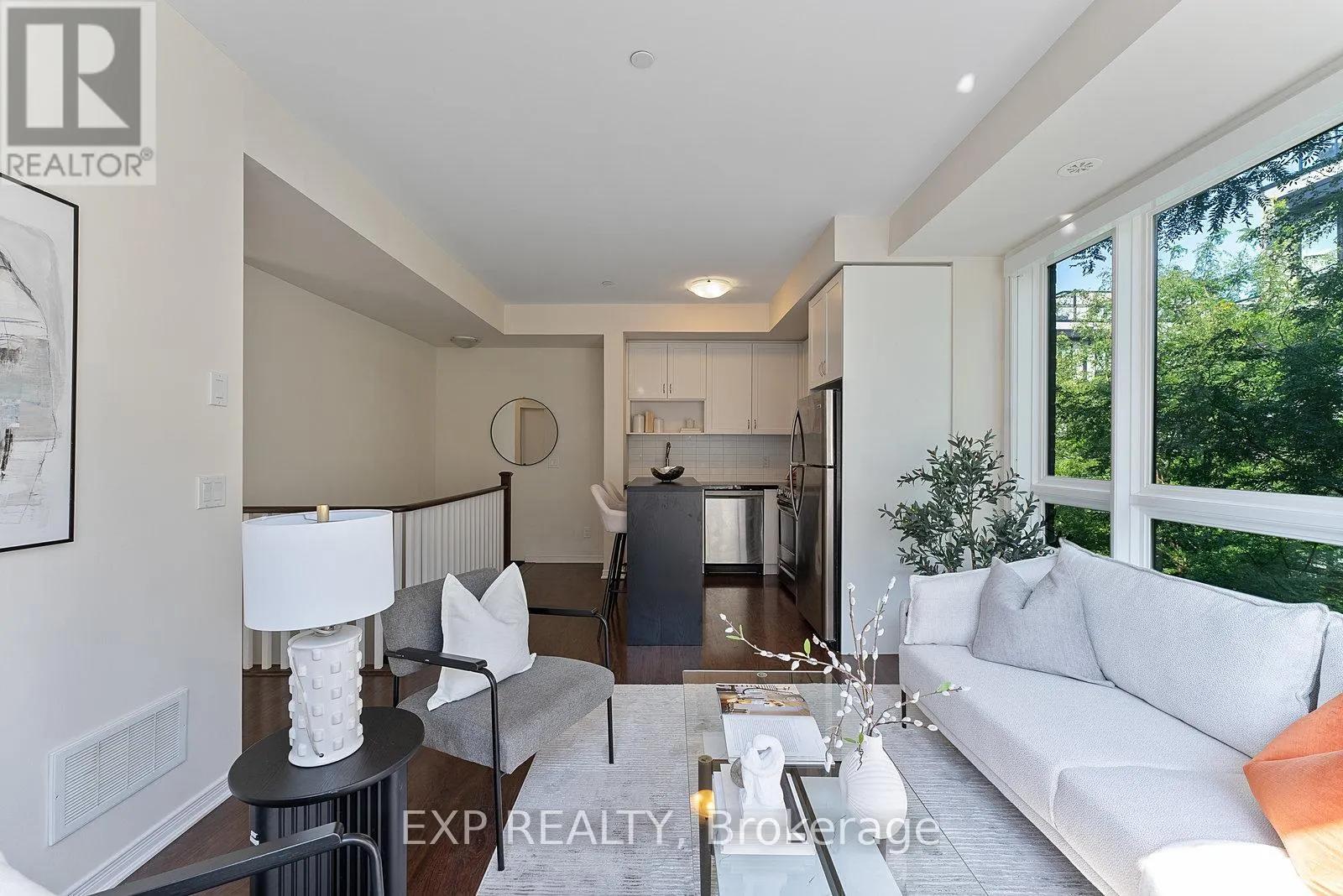 312 - 1110 BRIAR HILL AVENUE