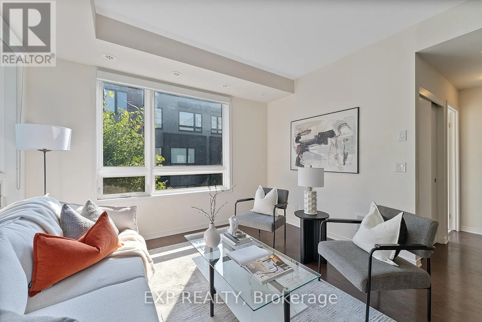 312 - 1110 BRIAR HILL AVENUE