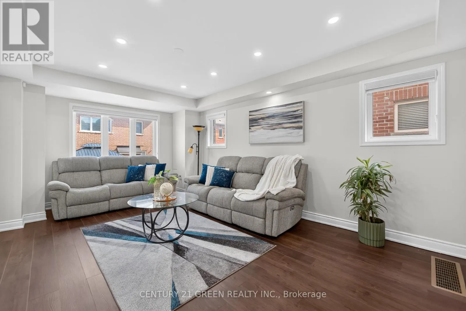 118 BOND HEAD COURT