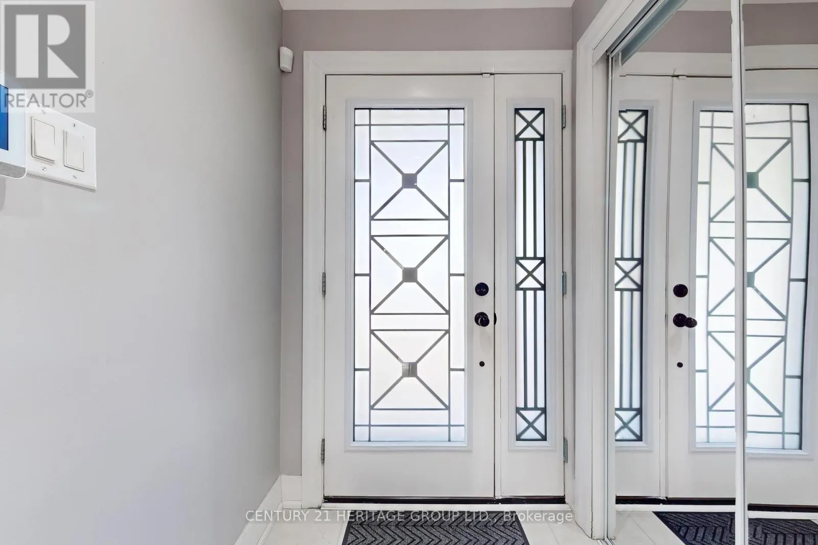 16 MARBLEHEAD ROAD