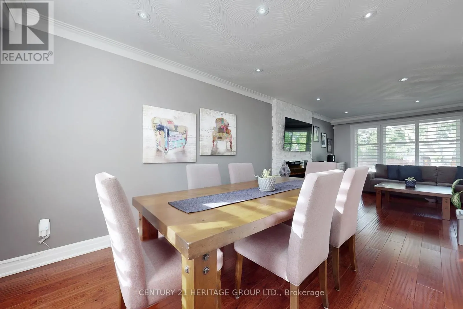 16 MARBLEHEAD ROAD