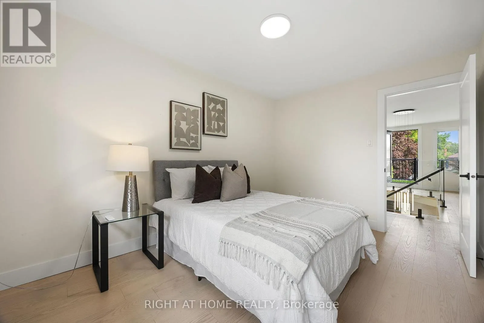 3049 GOLDEN ORCHARD DRIVE