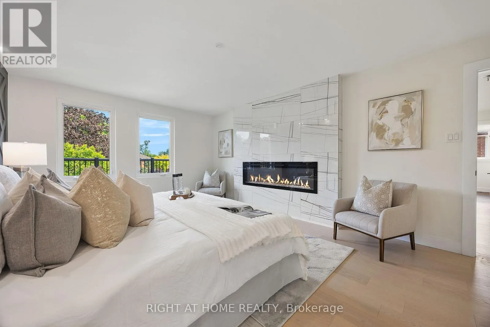 3049 GOLDEN ORCHARD DRIVE