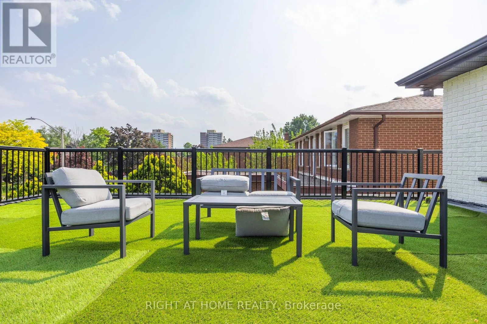 3049 GOLDEN ORCHARD DRIVE