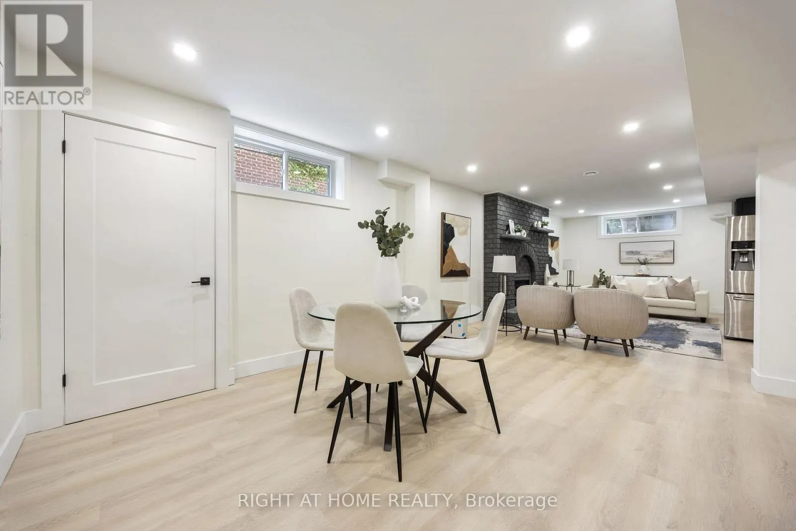 3049 GOLDEN ORCHARD DRIVE
