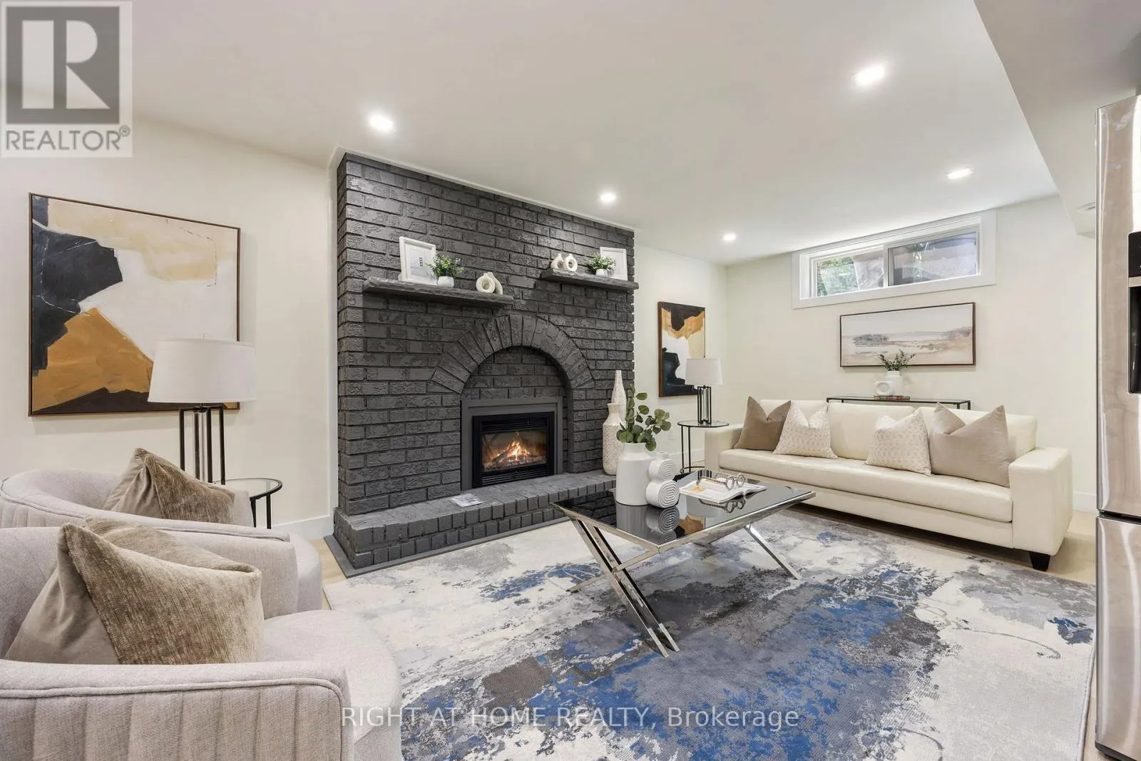 3049 GOLDEN ORCHARD DRIVE
