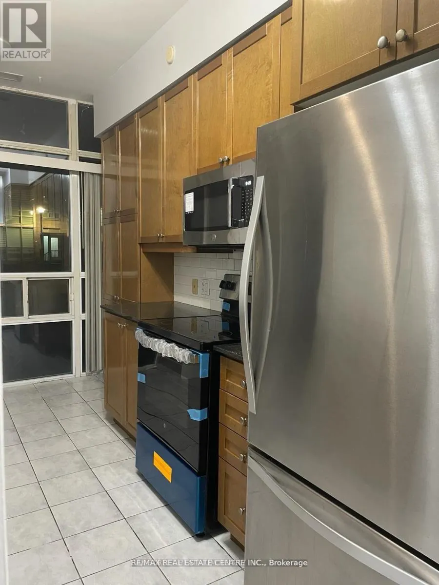 103 - 80 ABSOLUTE AVENUE