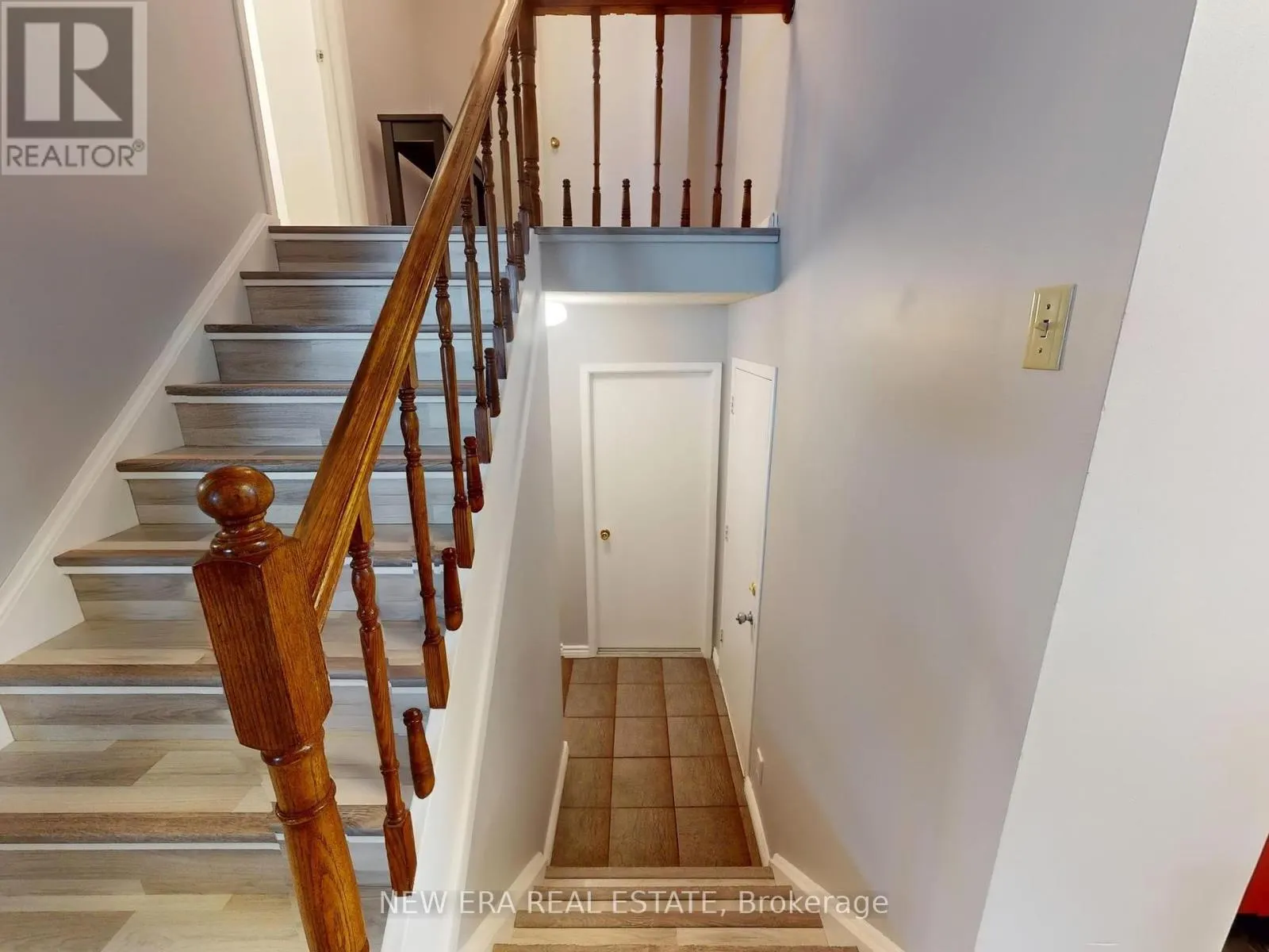 2669 INLAKE COURT