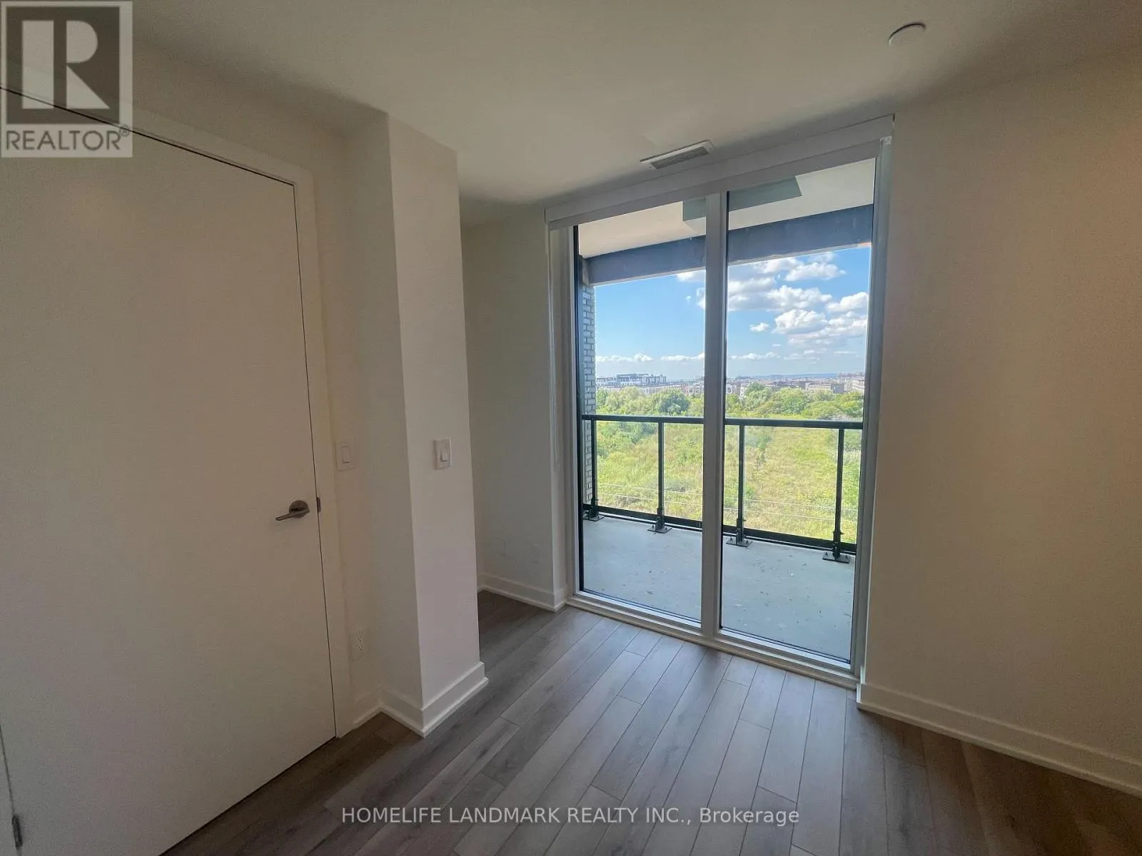 603 - 3079 TRAFALGAR ROAD