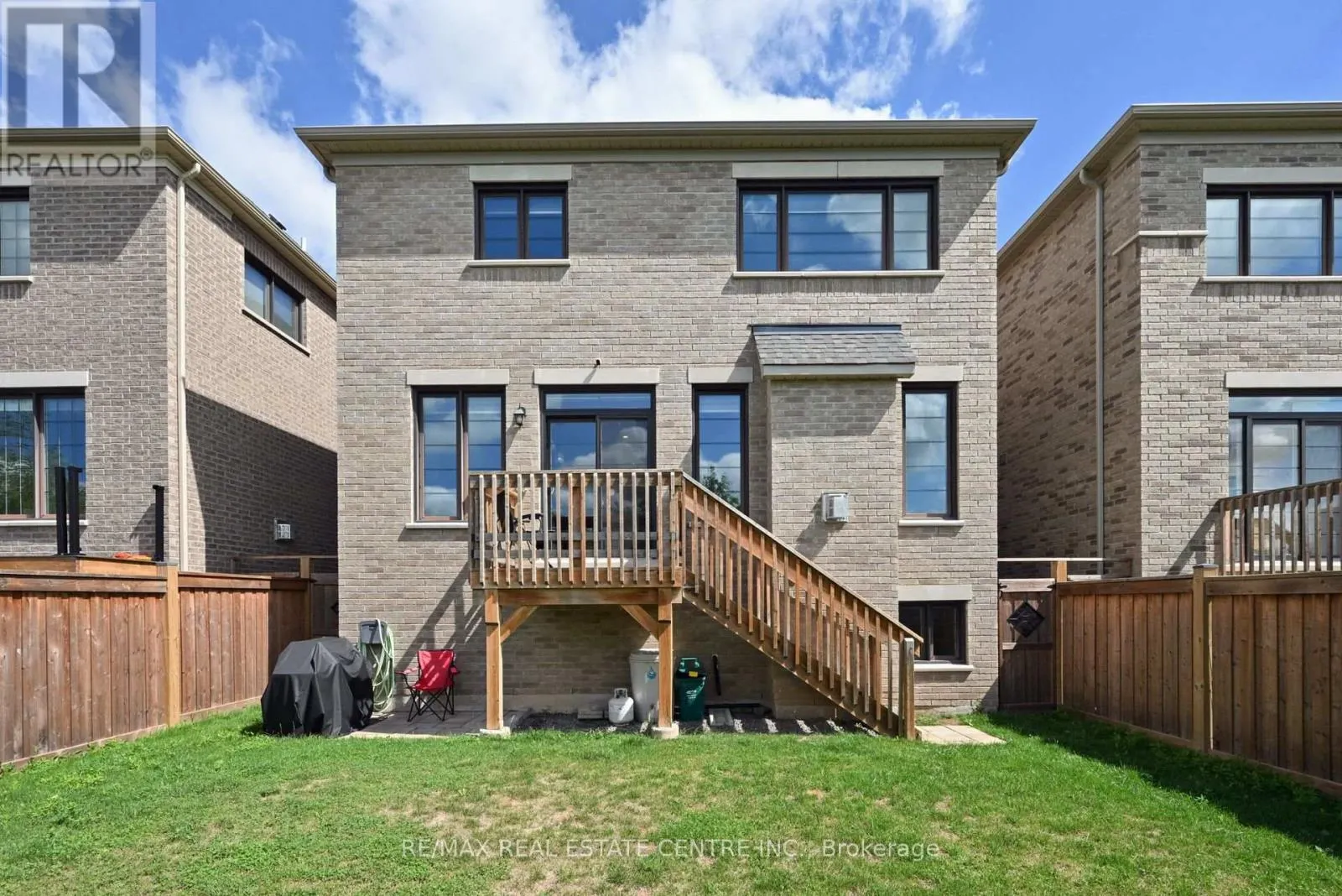 1326 RASPBERRY TERRACE