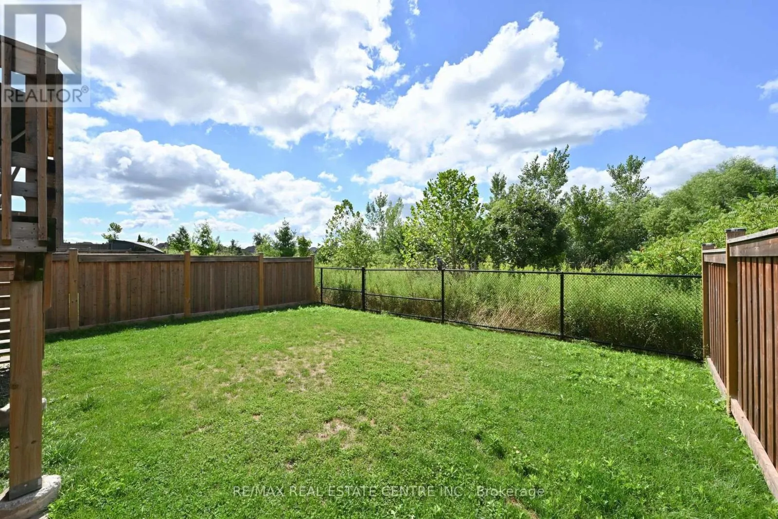 1326 RASPBERRY TERRACE