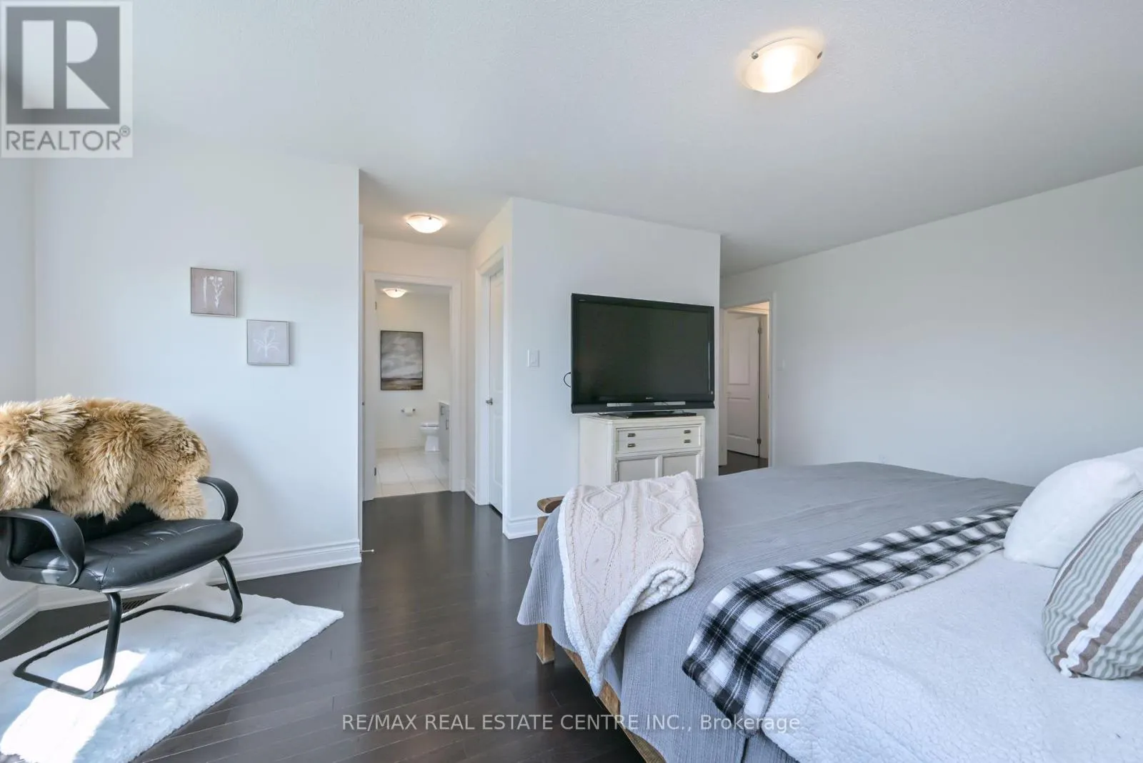 1326 RASPBERRY TERRACE