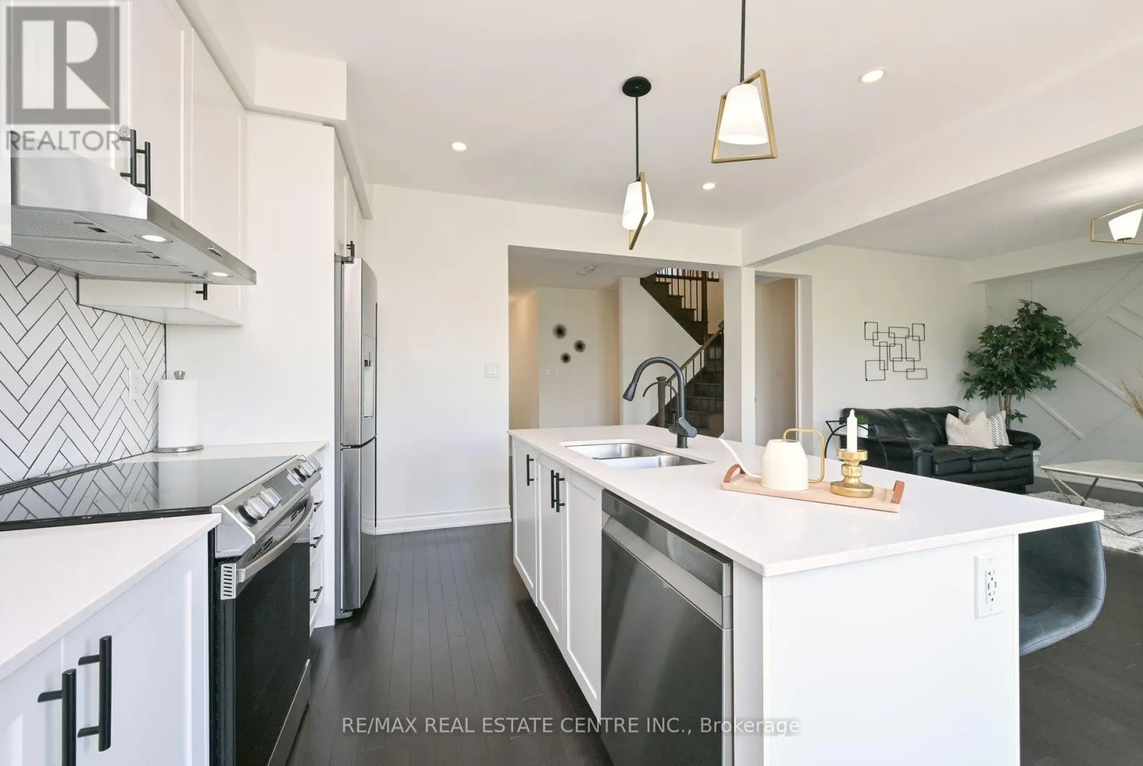 1326 RASPBERRY TERRACE