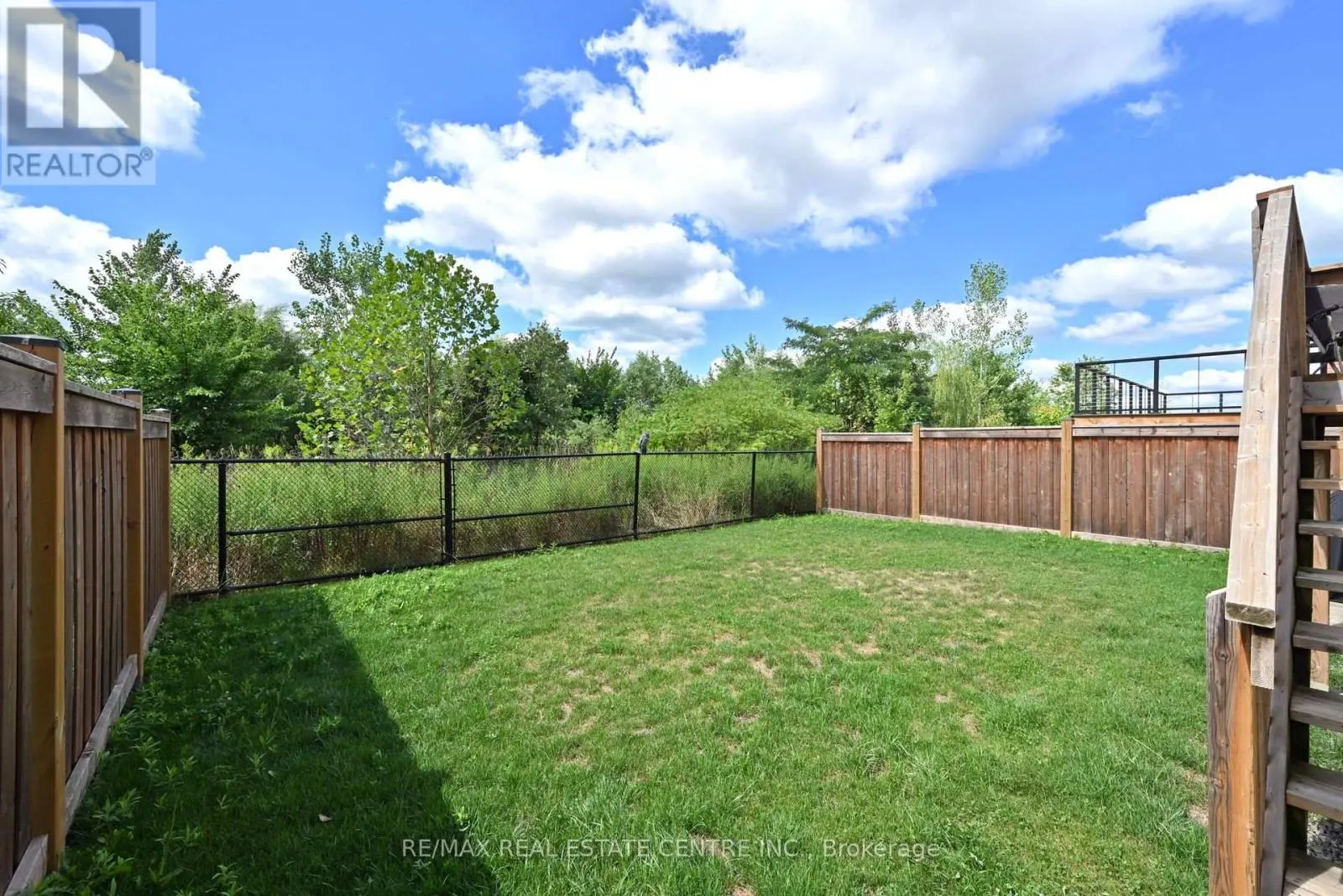 1326 RASPBERRY TERRACE
