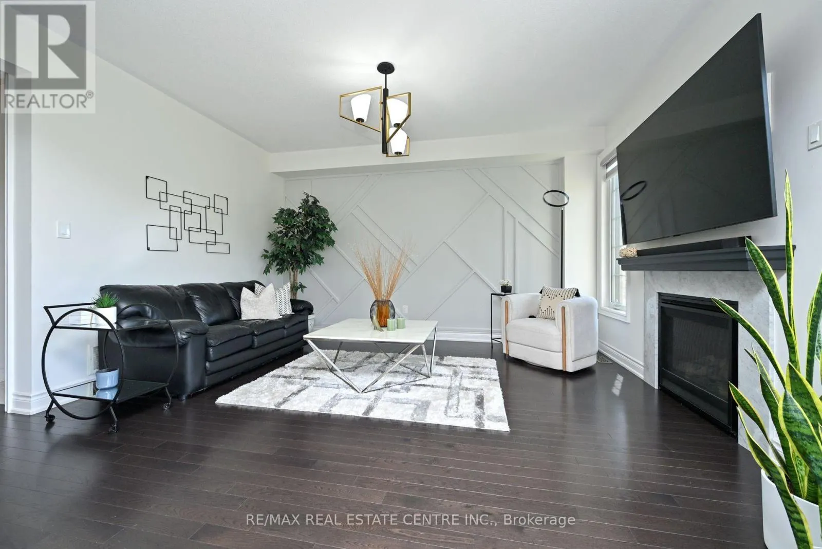 1326 RASPBERRY TERRACE