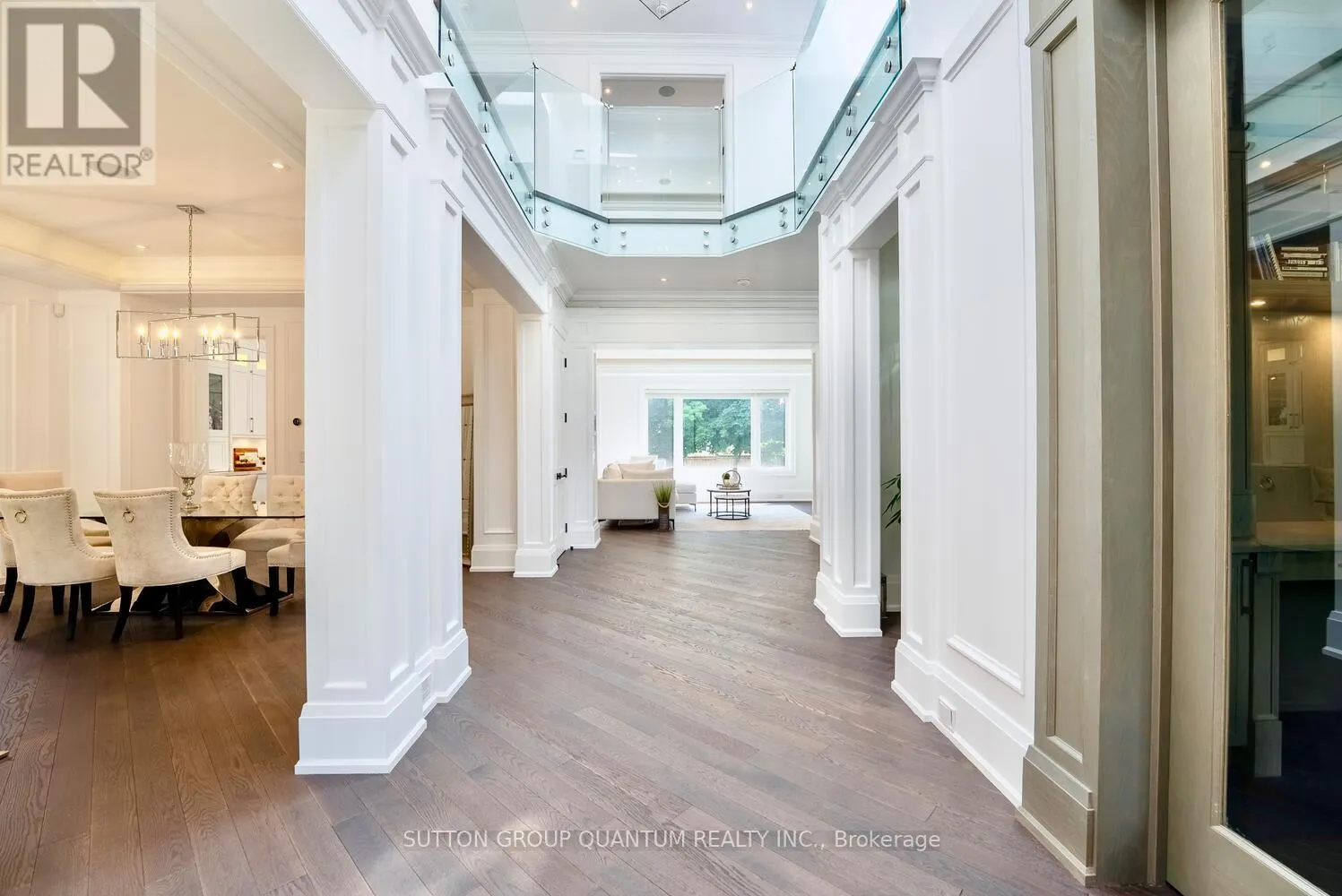 1486 PEMBROKE DRIVE