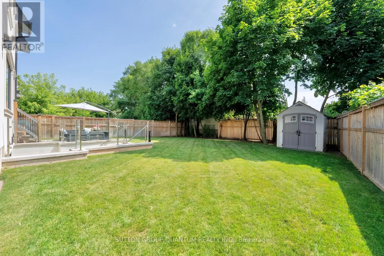1486 PEMBROKE DRIVE