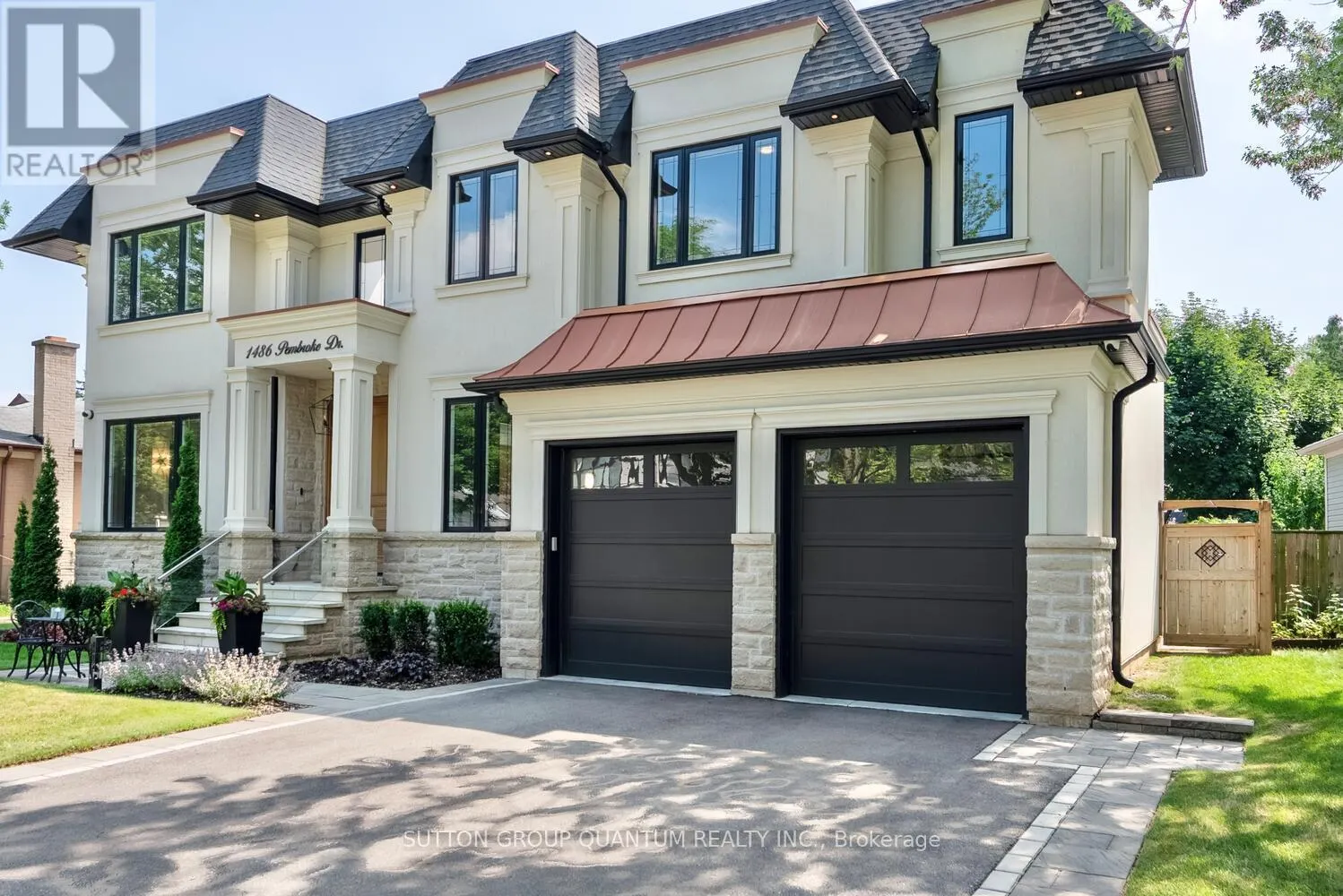 1486 PEMBROKE DRIVE