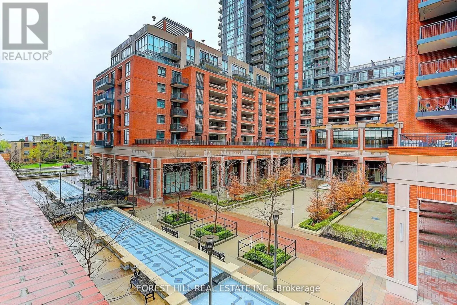 2121 - 800 LAWRENCE AVENUE W
