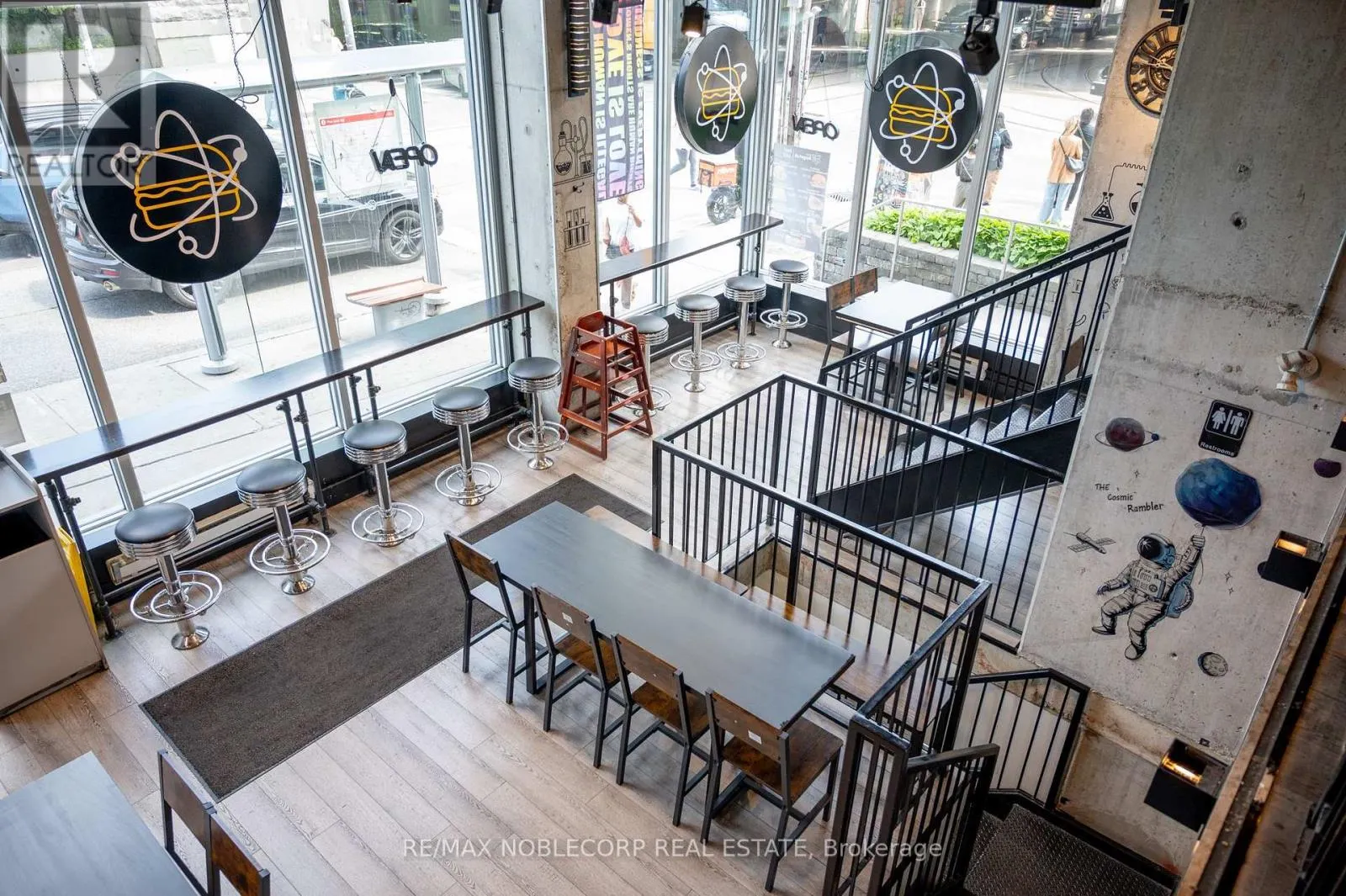 1205 QUEEN STREET W