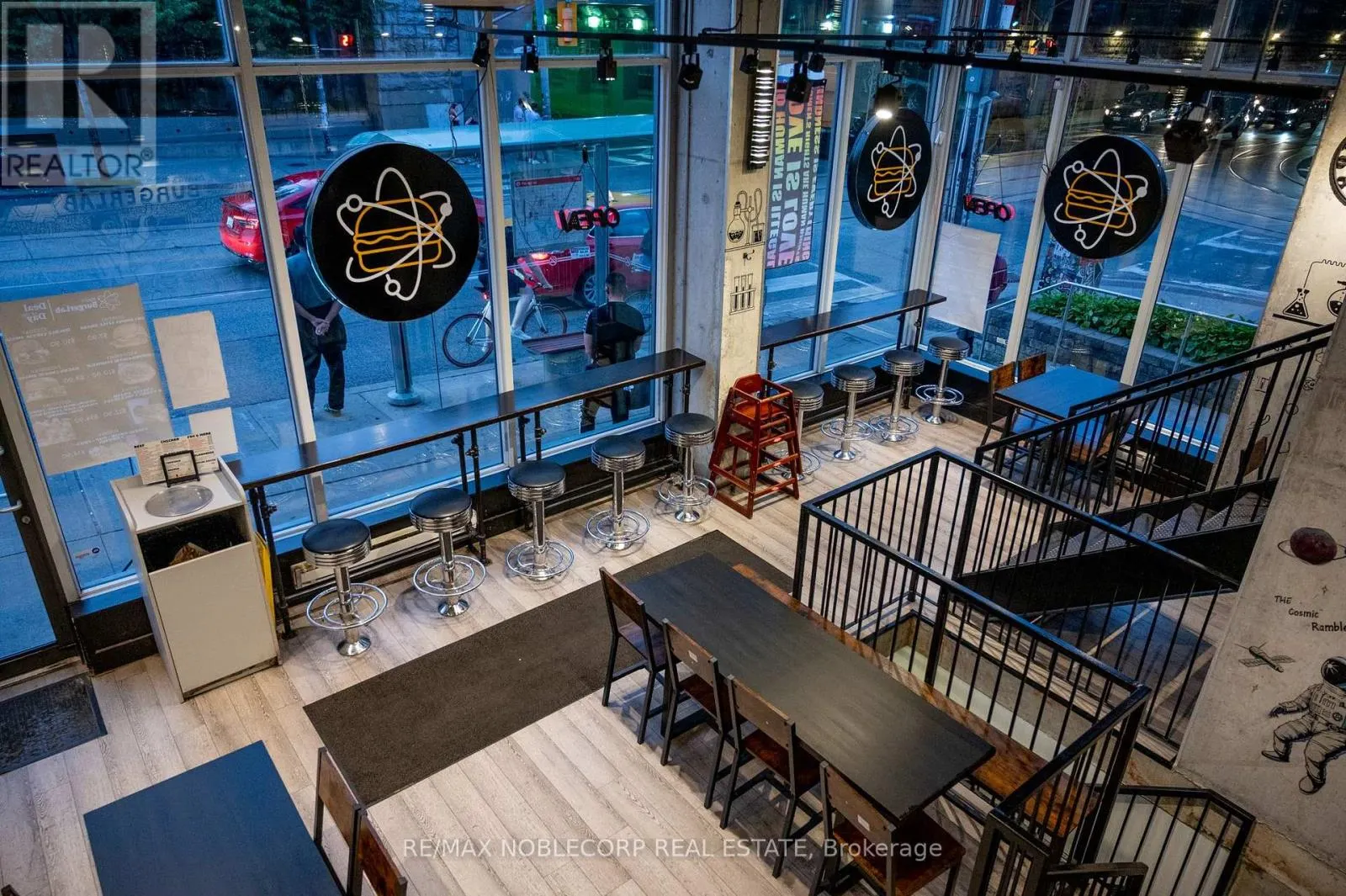 1205 QUEEN STREET W