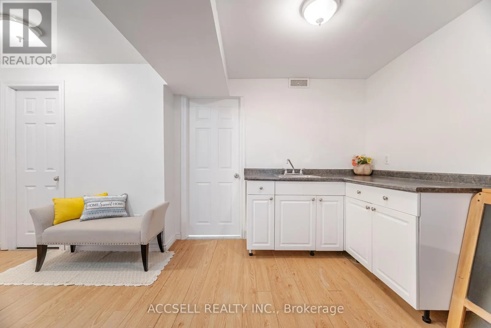 323 PETTIGREW TRAIL