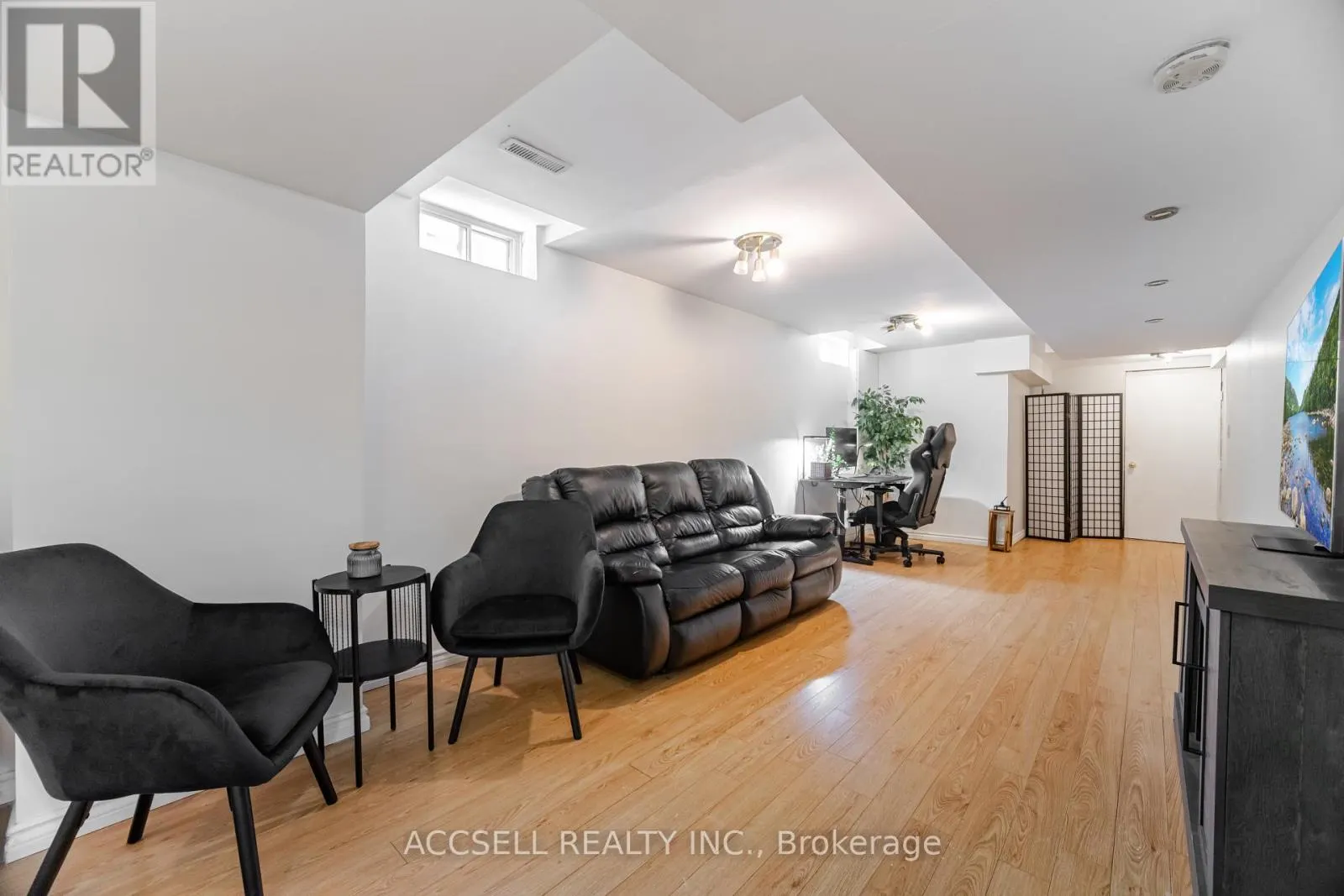 323 PETTIGREW TRAIL